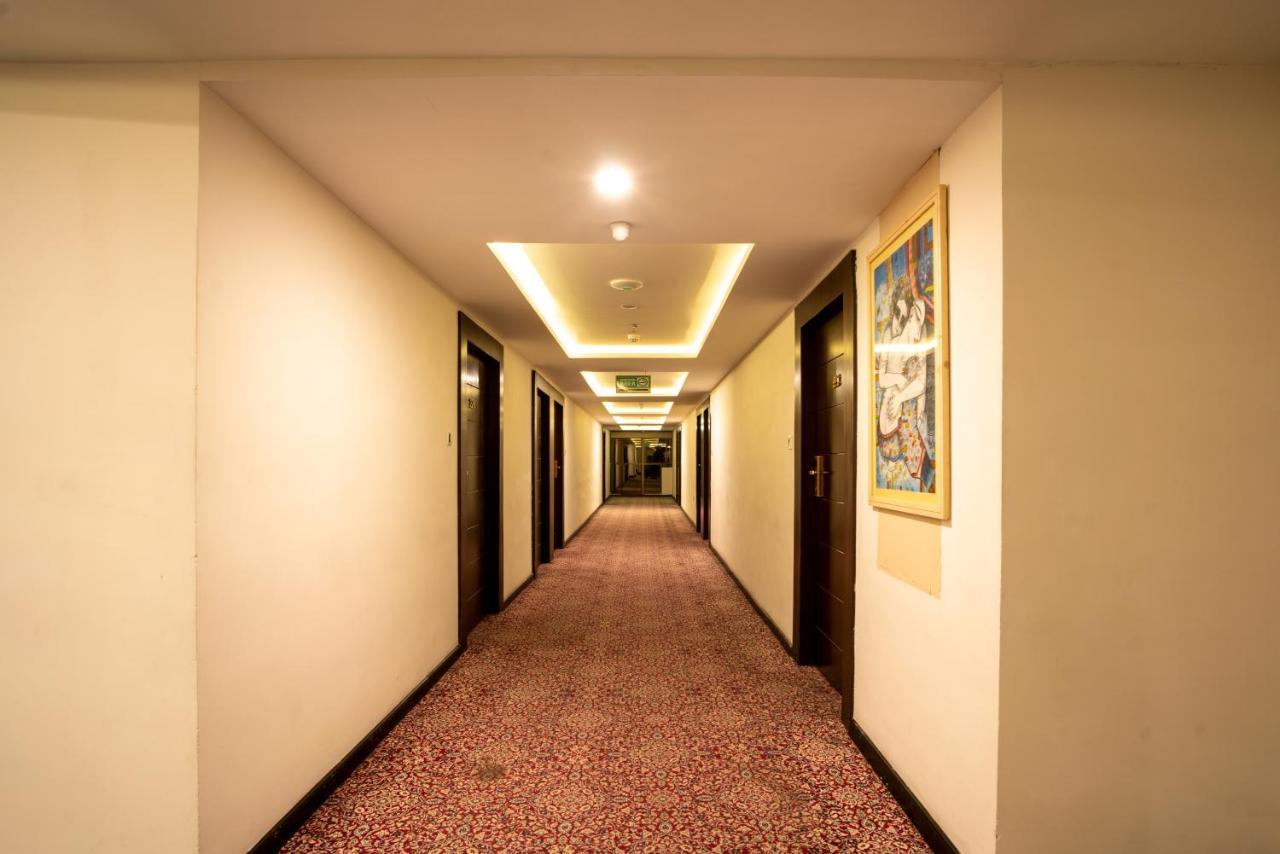 Spectrum Resort, Spa & Residences Udaipur Esterno foto