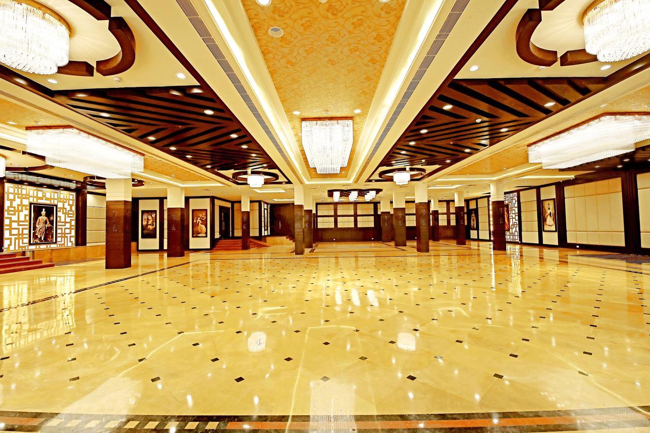 Spectrum Resort, Spa & Residences Udaipur Esterno foto