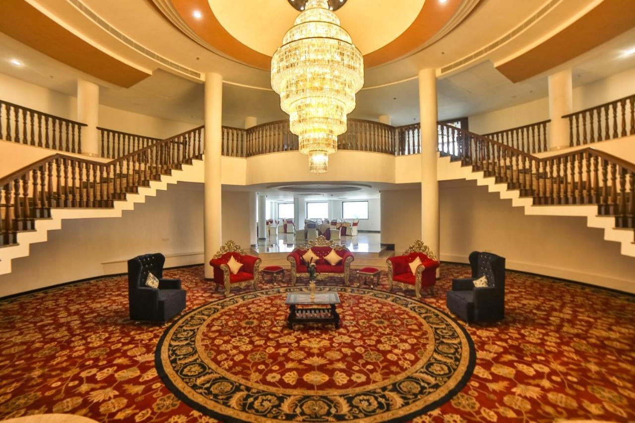 Spectrum Resort, Spa & Residences Udaipur Esterno foto